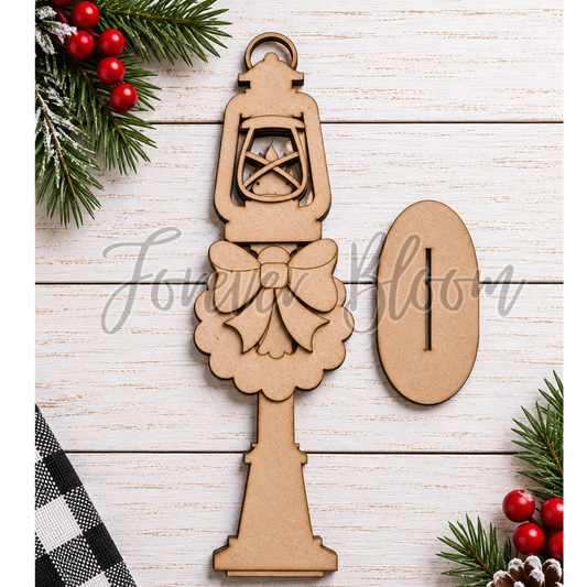 Lamp Post with Wreath - DIY Wood Kit
